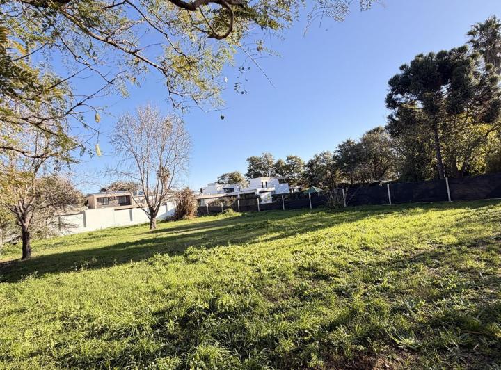 Terreno · 516m²