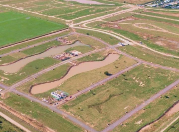 Terreno · 1100m²