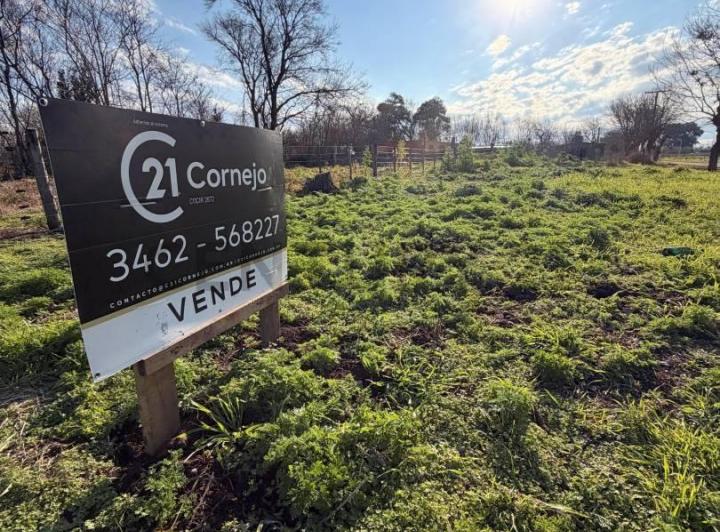 Terreno · 600m²