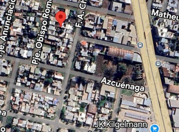 Terreno · 233m²