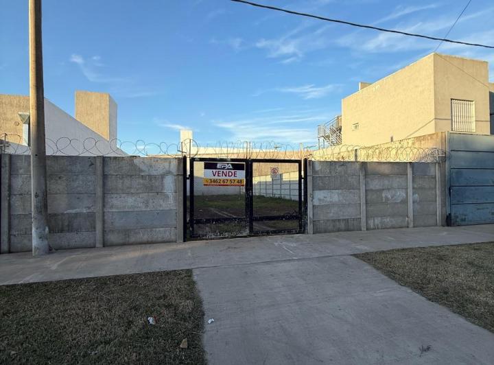 Terreno · 292m²