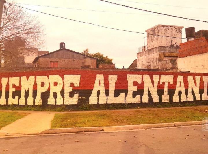Terreno · 225m²
