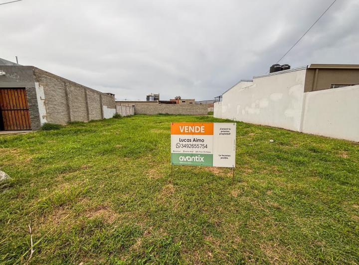 Terreno · 303m²