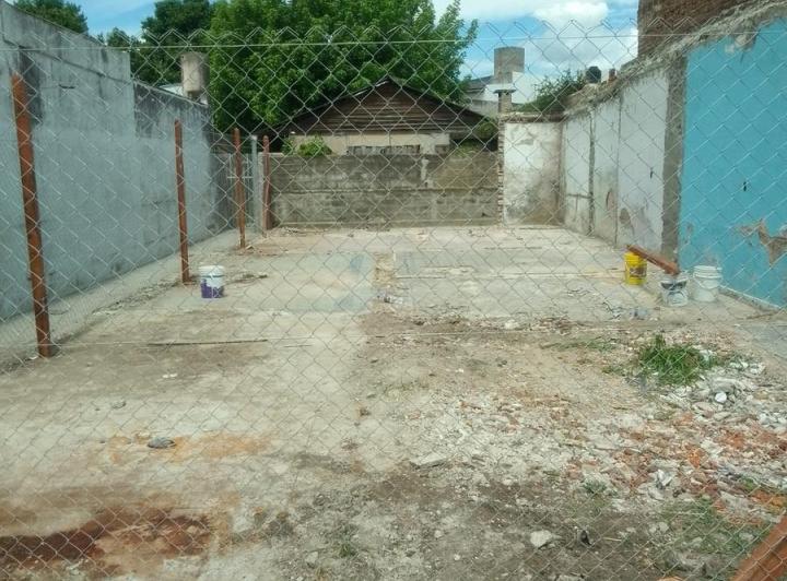 Terreno · 132m²
