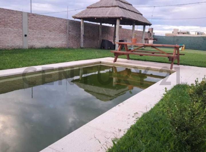 Terreno · 8m² · 1 Cochera
