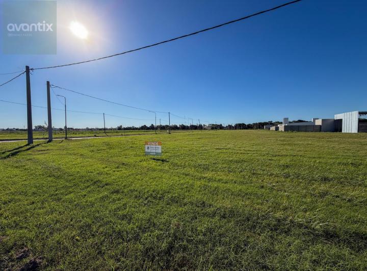 Terreno · 300m²