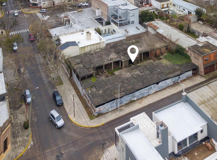 Terreno · 962m²