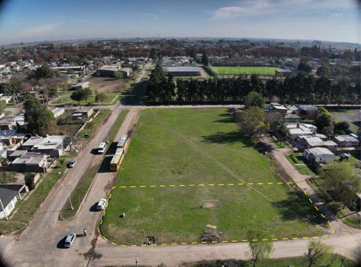 Terreno · 240m²