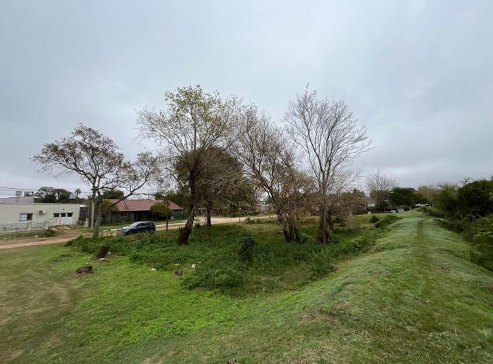 Terreno · 388m²