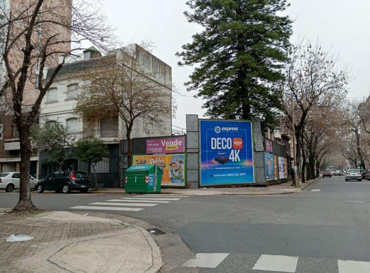 Terreno · 182m²
