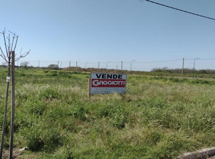 Terreno · 325m²