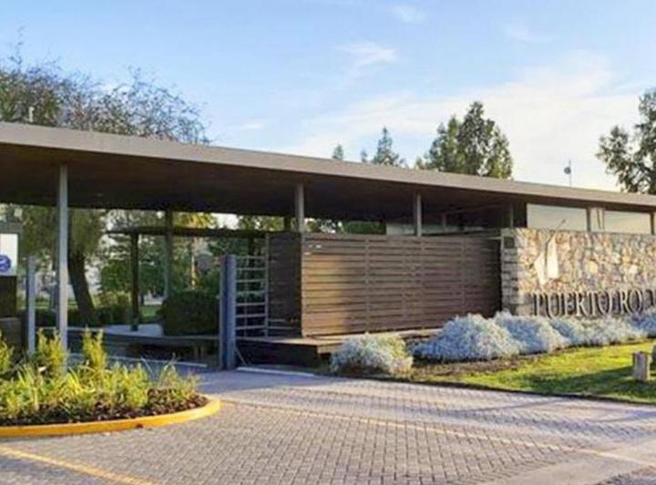 Terreno · 980m²