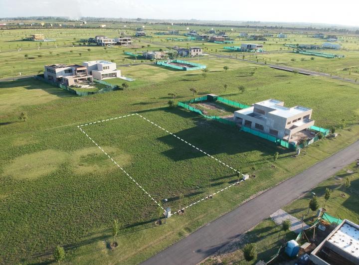 Terreno · 1041m²