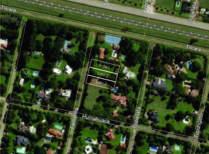 Terreno · 710m²