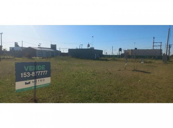 Terreno · 900m²