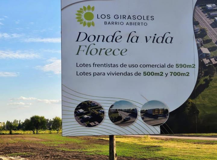 Terreno · 692m²