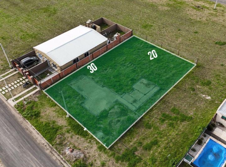 Terreno · 600m²