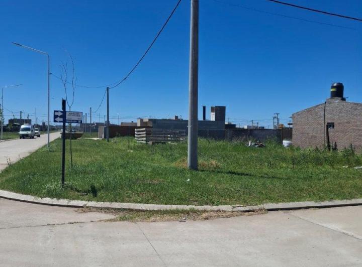 Terreno · 330m²