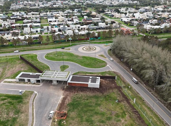 Terreno · 888m²
