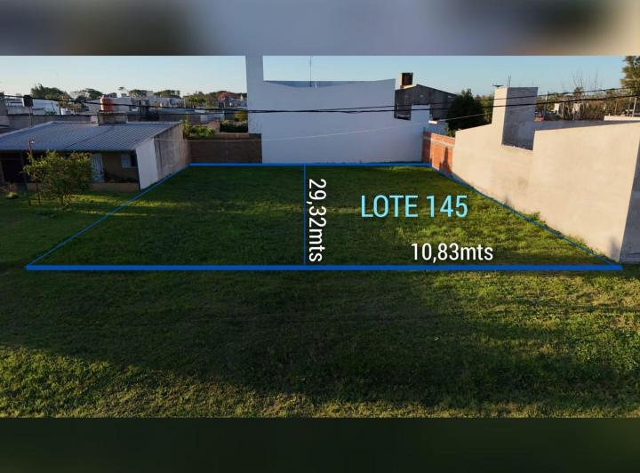 Terreno · 318m²