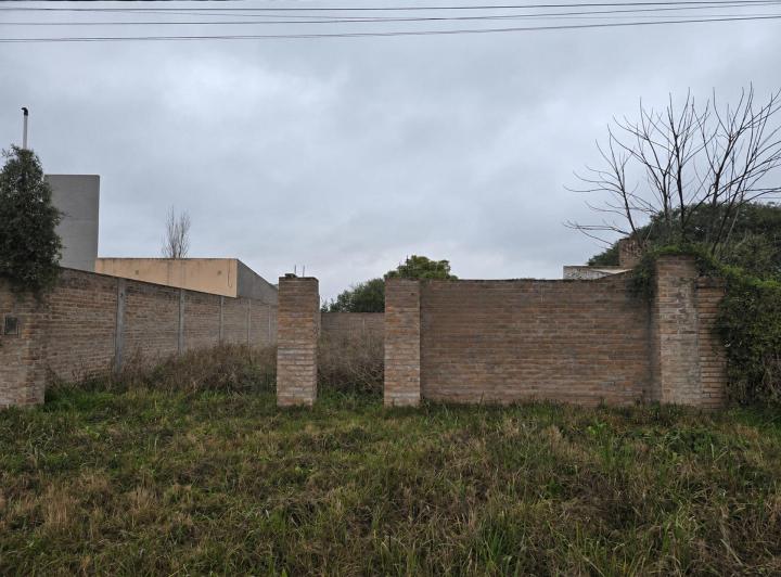 Terreno · 432m²