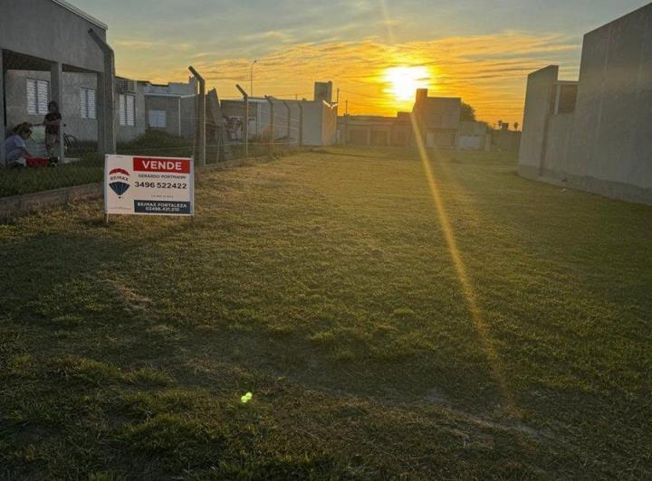 Terreno · 304m²
