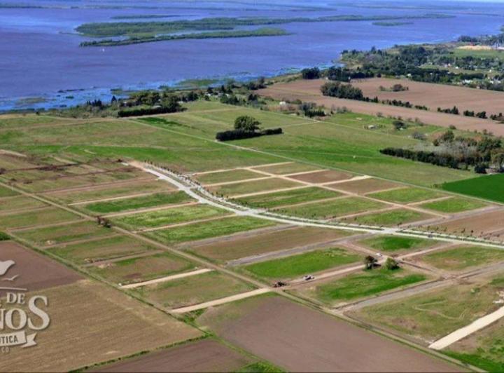 Terreno · 300m²