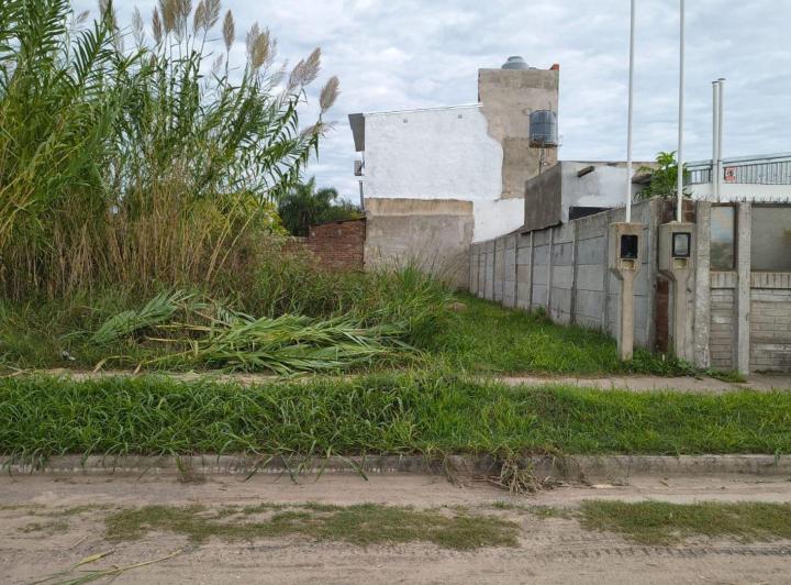 Terreno · 217m²