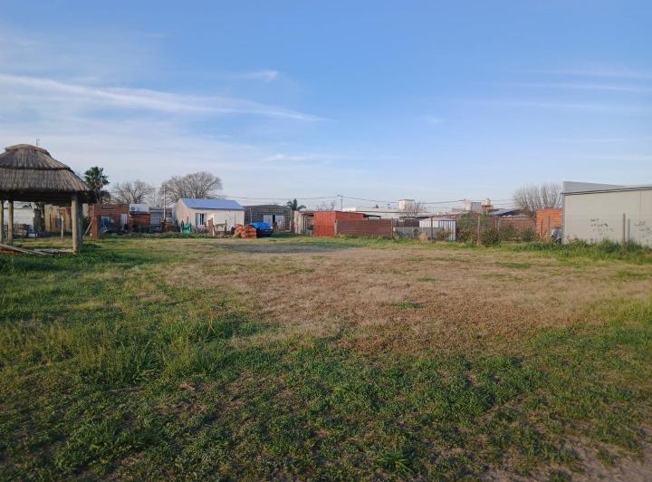 Terreno · 374m²