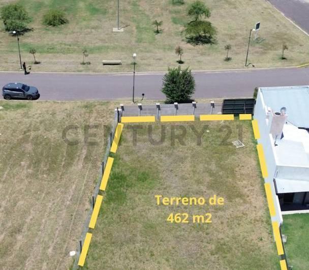 Terreno · 462m²