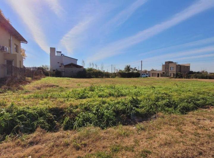 Terreno · 400m²