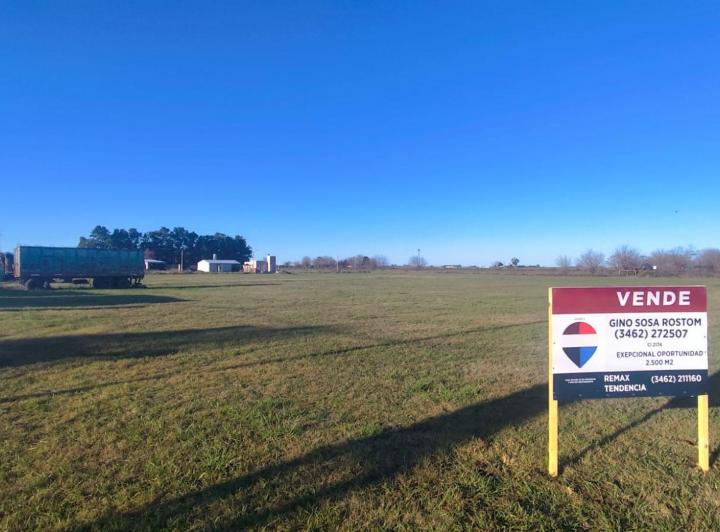 Terreno · 2500m²