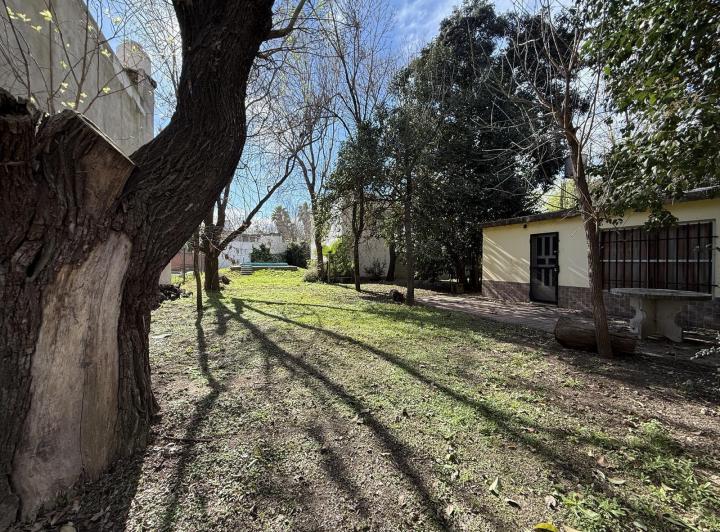 Terreno · 348m²