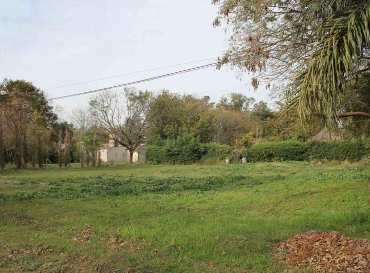 Terreno · 300m²