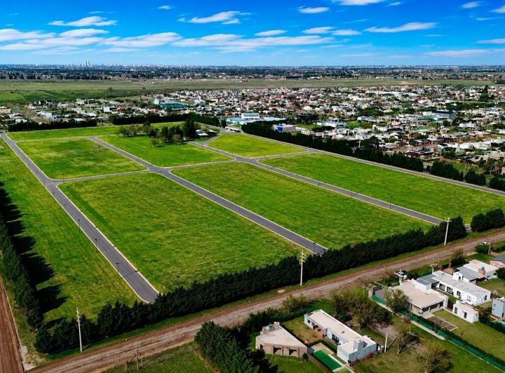 Terreno · 661m²