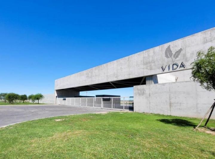 Terreno · 847m²