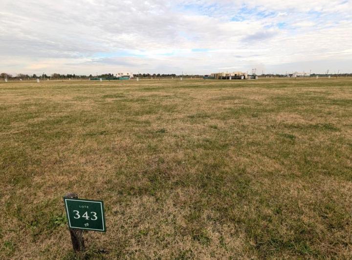 Terreno · 800m²