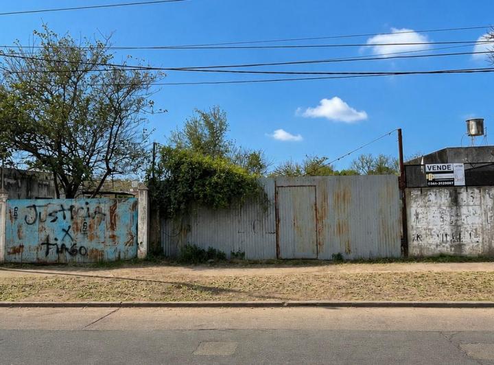Terreno · 650m²