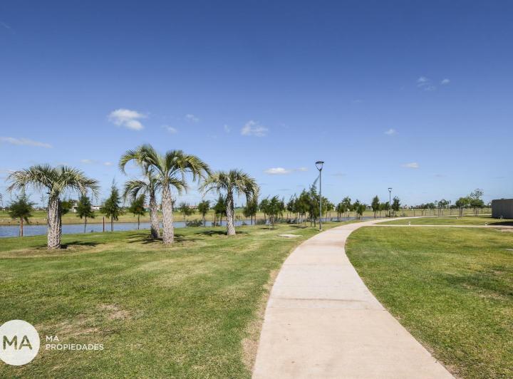 Terreno · 1069m²