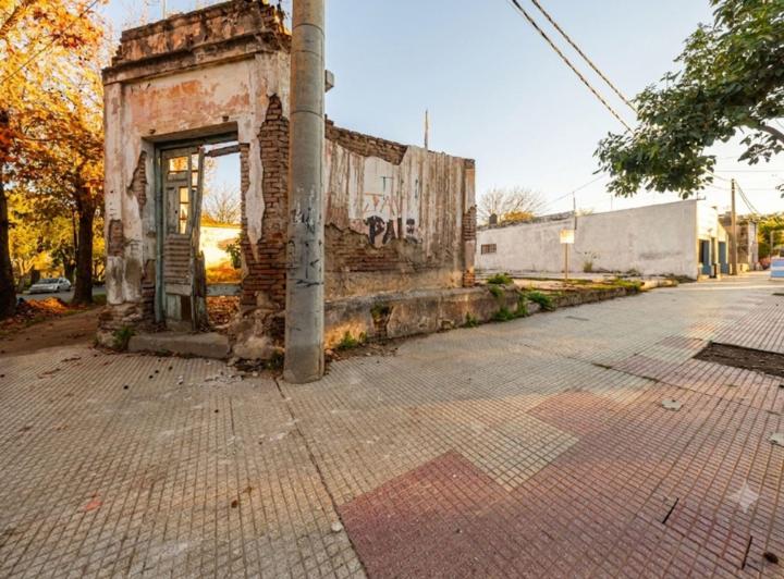 Terreno · 407m²