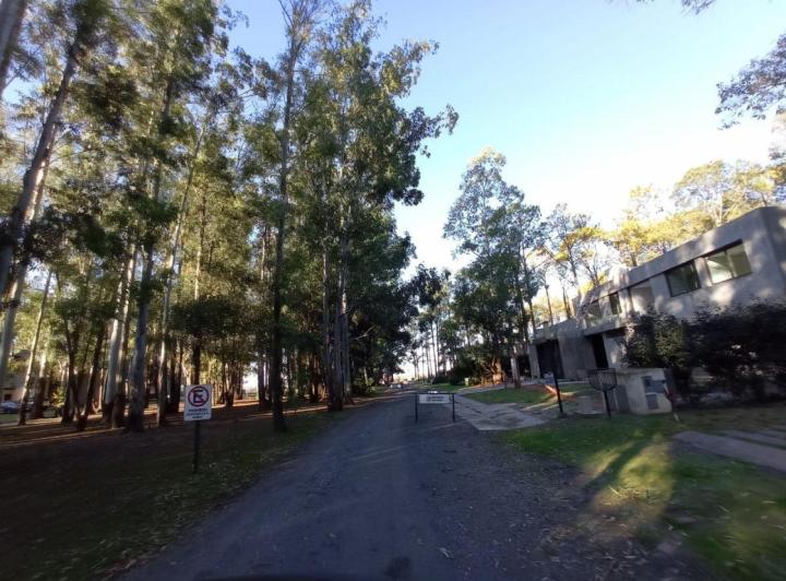 Terreno · 1087m²