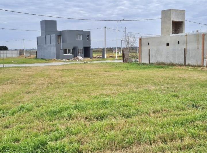 Terreno · 300m²