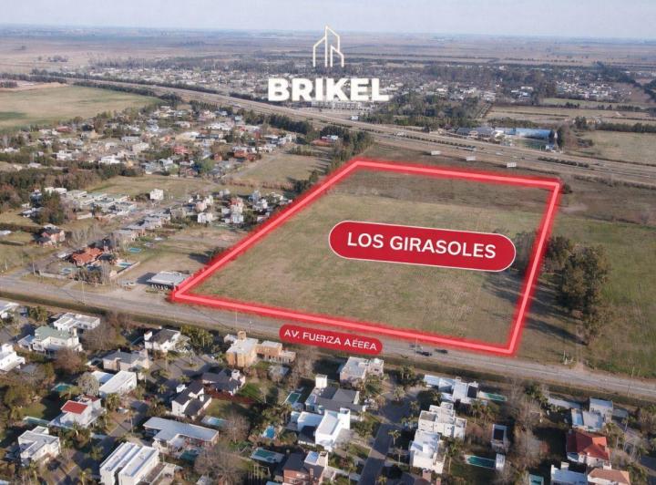 Terreno · 586m²