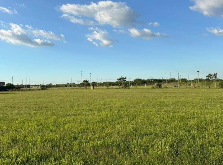 Terreno · 866m²
