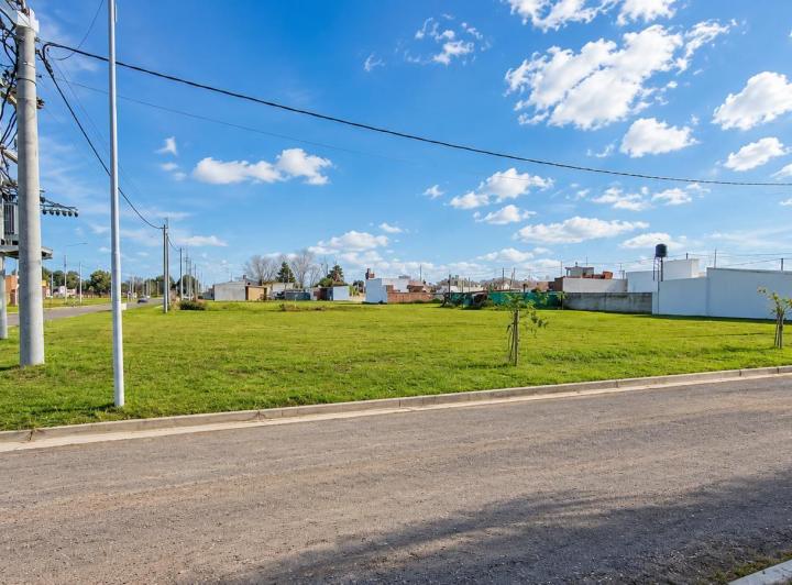 Terreno · 300m²