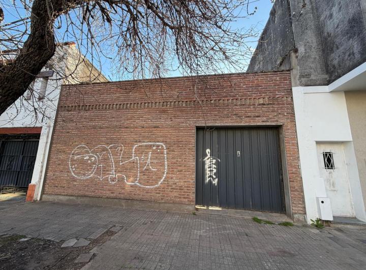Terreno · 232m²