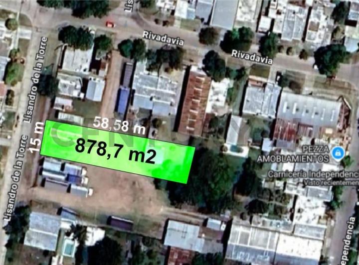 Terreno · 878m²