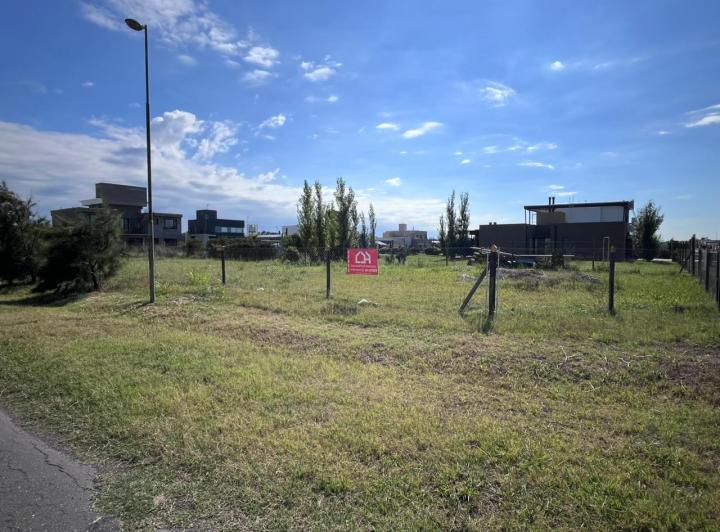 Terreno · 675m²