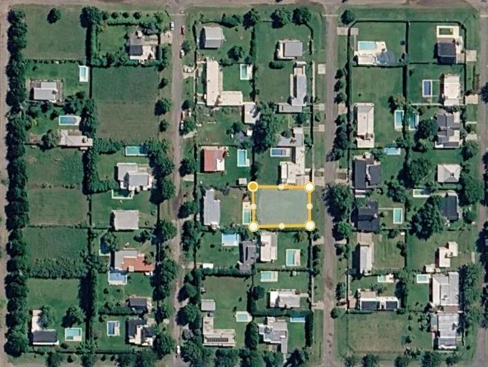 Terreno · 726m²