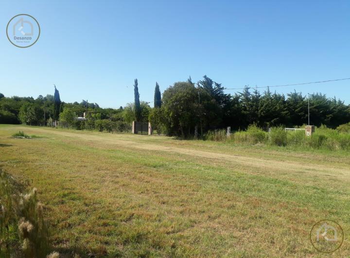 Terreno · 1800m²